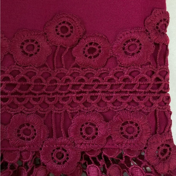 Talbots V-Neck Wine Sheath Midi Dress Crochet Lace Bell Sleeves (Size 16WP) - Picture 7 of 12